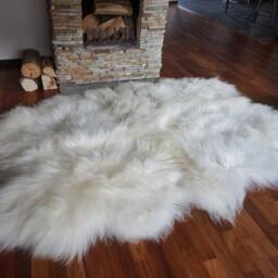 "Genuine Four Icelandic Sheepskin Rug, Cream White, Thick Wool, 79"" X 48" - thumbnail 3