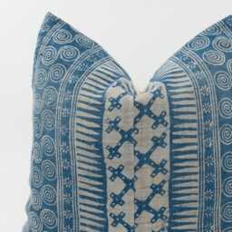 Vintage Indigo Hemp Pillow Cover, White Boho Batik, Rustic Tribal Cushion - thumbnail 2