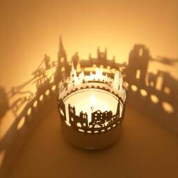 Bristol Skyline Shadow Play - Candle Attachment For Mesmerizing Souvenir & Beautiful Perfect Gift Fans - thumbnail 2