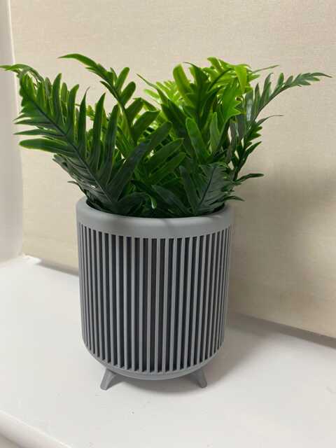 Indoor Planter Modern Ribbed Style - image 1