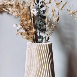 The Large Geo Vase - Vessel For Mother's Day - thumbnail 2