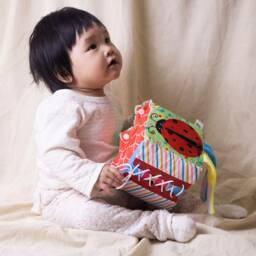 Montessori Soft Activity Fabric Cube Sensory Learning Toy For Toddlers - thumbnail 2