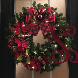 Christmas Wreath Traditional Wreath With Chalkboard Merry Sign, Winter Wreath, Holiday Decoration, Berries - thumbnail 3