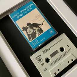 Bruce Springsteen - Born To Run Framed Cassette Tape Music Wall Art Gift - thumbnail 2