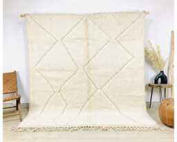 Minimalist Thin Line Rug, Beni Ourain Berber Large Area Shag Cream Diamond Wool Carpet, Handmade Tribal Moroccan Rug