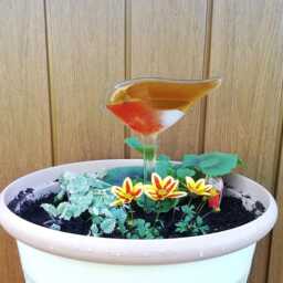 Fused Glass Robin Garden Stake Plant Pot Decoration - thumbnail 2