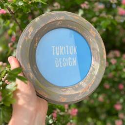 "Round Picture Frame With Vintage Finish, Wooden Photo Frame, Farmhouse Style Handcrafted Distressed ""Riga" - thumbnail 4