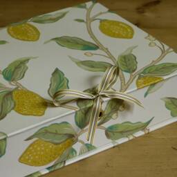William Morris Lemons White Box File A4 Home Office Collection - thumbnail 2