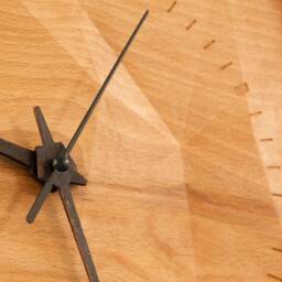 Rysu - Wooden Wall Clock. Carved Out Of A Single Beech Piece in Form Mountain Range - thumbnail 3