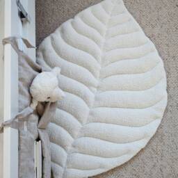 Faux Fur Leaf Playmat Milk White Baby Mat - thumbnail 2