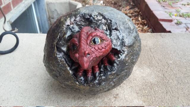 Red Dragon Egg Hatchling - image 1
