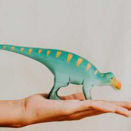 Wooden Maiasaura Dinosaur Toy, Mother & Baby Dino Figurines, Montessori Prehistoric Animal Set, Waldorf Gift - thumbnail 4