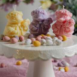 Easter Duck Candle - Handmade Pastel Spring Home Decor - thumbnail 3