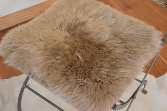 Seat Cover/Pad Made Out Of Natural Lambskin Sheepskin Colour Taupe - Grey/Brown 42cm X - image 1