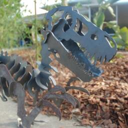3D Steel Velociraptor, Outdoor Metal Dinosaur Sculpture Yard Art - thumbnail 2