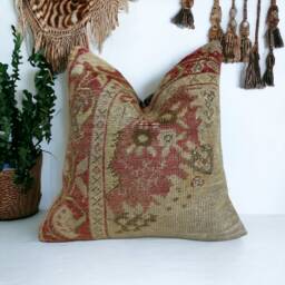 Turkish Carpet Pillow Cover 20x20 Inches/50x50 cm - thumbnail 1