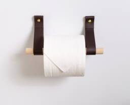 Leather Toilet Paper Holder Kit With Wood Dowel Walnut Or Birch Simple Loo Roll Holder Minimalist Leather Strap Hooks Rustic Bathroom Decor