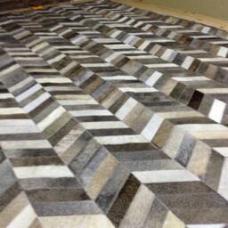 Patchwork Cowhide Rug - Free Shipping Chevron, Mix Of Light/Dark Greys, Browns & White/Creams. 5' X 7' - thumbnail 2