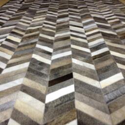 Patchwork Cowhide Rug - Free Shipping Chevron, Mix Of Light/Dark Greys, Browns & White/Creams. 5' X 7' - thumbnail 1