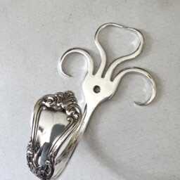 Funky Fork Hook Style 003 Coffee Mug Apron Oven Mitt Spoon Recycled Vintage Reclaimed Silverware Art, Wall Hanging Storage Fleur-De-Lis - thumbnail 4