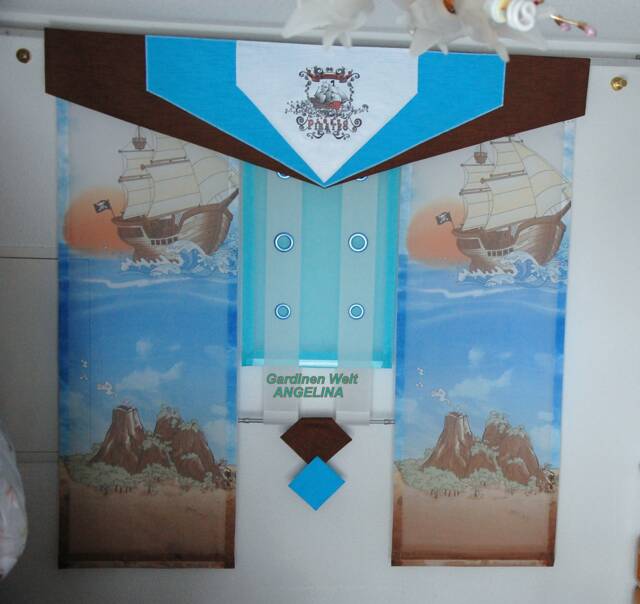 Children's Curtains - image 1