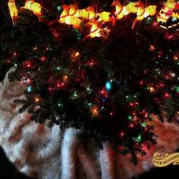Classic Faux Fur Christmas Tree Skirt - Shaggy Shag Sheepskin Round Creamy Off White With Black Or Brown Tips By Accents Usa - thumbnail 2