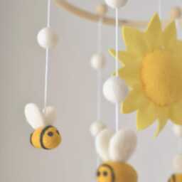 Bee Mobile/Baby Mobile/Sun Felt Mobile/Bee Nursery Decoration/Sun Decor/Ball Baby Mobile/ - thumbnail 3