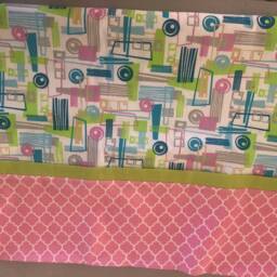 Pillow Case, Geometric Design, Fun, Pink - thumbnail 2
