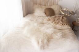 On Sale Exclusive Genuine Natural Icelandic Sheepskin Rug, Pelt, Super Soft Long Fur Large Throw White Sheep Skin - thumbnail 1