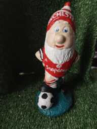 Manchester United Football Garden Gnome - thumbnail 1