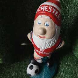 Manchester United Football Garden Gnome - thumbnail 3