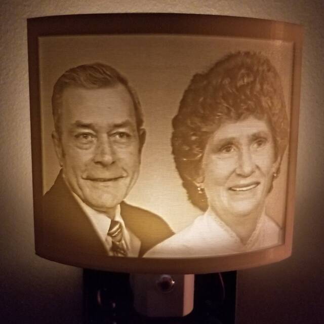 Custom Photo Lithophane Night Light - image 1