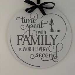 "Family Wooden Sign ""Time Spent With Family" - thumbnail 3