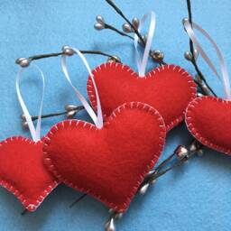 Handmade Red Felt Hearts Set Of 6, Valentines Hearts, Christmas Tree Ornaments, Wedding Favors - thumbnail 3