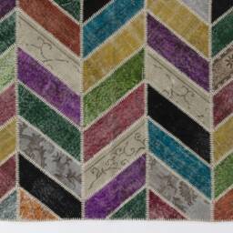 Hand-stitched Wool Patchwork Rug Multicolor Herringbone Design - thumbnail 3