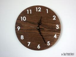 Wooden Circle With Numbers - Wall Clock - thumbnail 1