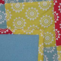 Sunflowers Lap Quilt, Picnic Throw, Summer Gift - thumbnail 3