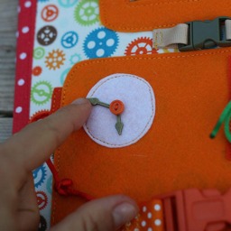Robot Page For Custom Built Quiet Book By Tomtoy, Boys Toy, Zipper - Buttons - Slide -Lace & Tie - Buckles Activities, 20x20cm, Single - thumbnail 4