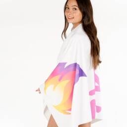 Hot Gyal Beach Towel - White With Pink Fire Emoji - Gifts For Peng Tings - thumbnail 4
