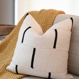 Spil - Spindle White Handmade African Mud Cloth - With Black Lines Mudcloth Pillow Case Dash Striped - thumbnail 2