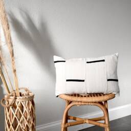Spil - Spindle White Handmade African Mud Cloth - With Black Lines Mudcloth Pillow Case Dash Striped - thumbnail 3