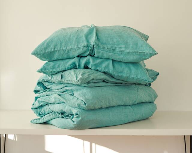 3-Piece Linen Bedding Set Turquoise Blue Duvet & Pillow Covers - image 1