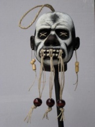 Shrunken Head Voodoo Witch Doctor Replica - thumbnail 1