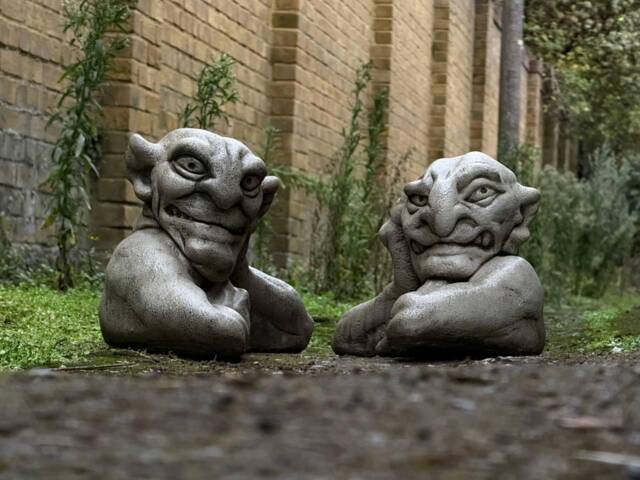 Set Of Resting Gargoyle Statues Gothic Garden Decor Concrete Mythical Beast Ornaments Outdoor Fantasy Sculptures - image 1