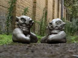 Set Of Resting Gargoyle Statues Gothic Garden Decor Concrete Mythical Beast Ornaments Outdoor Fantasy Sculptures - thumbnail 1