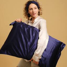 22 Momme Mulberry Silk Pillowcase - Navy, Hypoallergenic - thumbnail 2