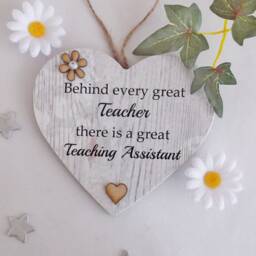 Behind Every Great Teacher There Is A Teaching Assistant Wooden Effect Gift Heart - thumbnail 2