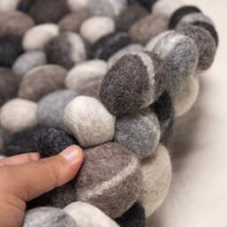 Felt Natural Round Stone Pebble Rug, Handmade Wool Pom Carpet For Room Decor, Rugs For Living Room, Bathroom, Free Shipping - thumbnail 2