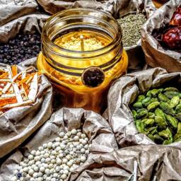 Marrakech Moroccan Spice Scented Soy Candle - thumbnail 3