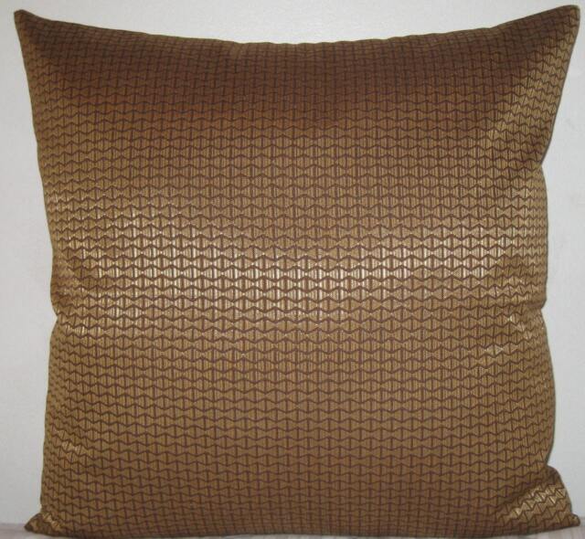 "Zig-Zag Pattern Decorative Pillow Cover-18""x18" - image 1